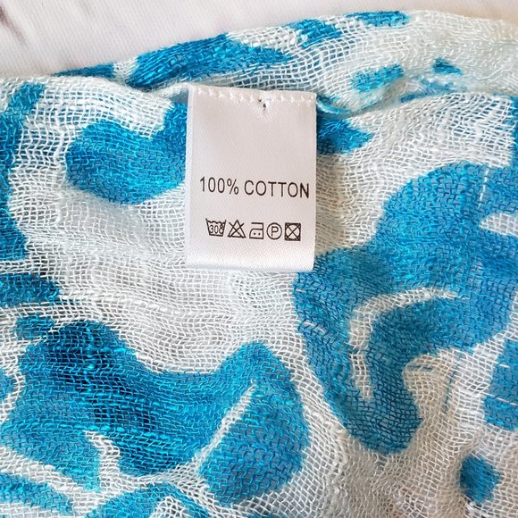 Lightweight Scarf - Picture 9 of 14